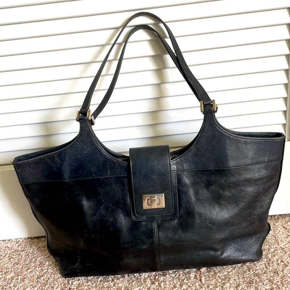 A. Giannetti Black Leather Shoulder Bag